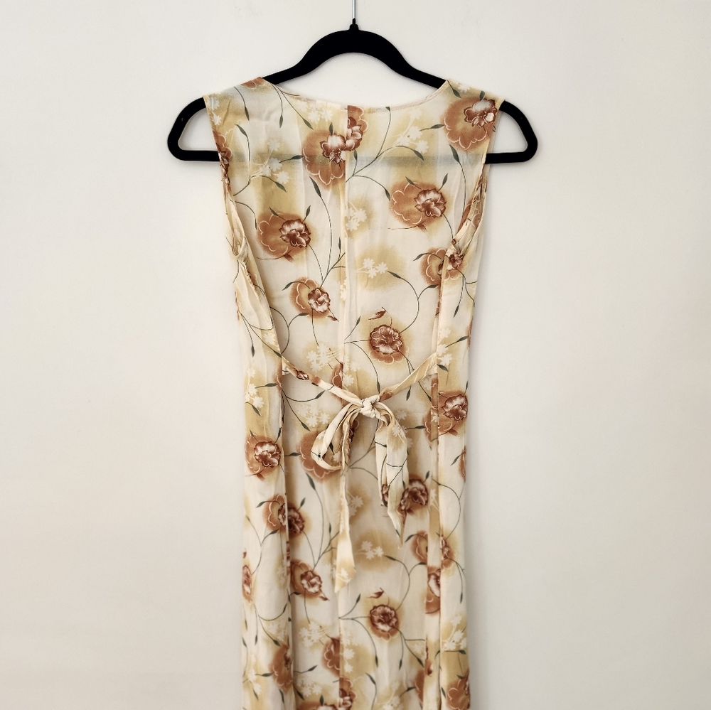 Vintage Floral Maxi Dress in Cream and Tan - Picture 7 of 7